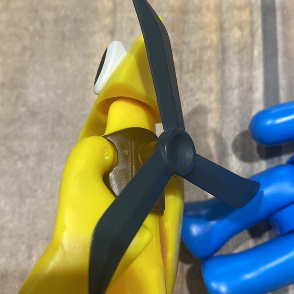 Rainbow Friends Figurines Blue, Red and Yellow - Picture 11 of 12